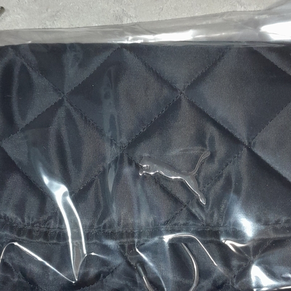 PUMA TOILETRY BAG (BLACK) - Picture 9 of 10